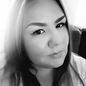 Meet your Posher, Paula